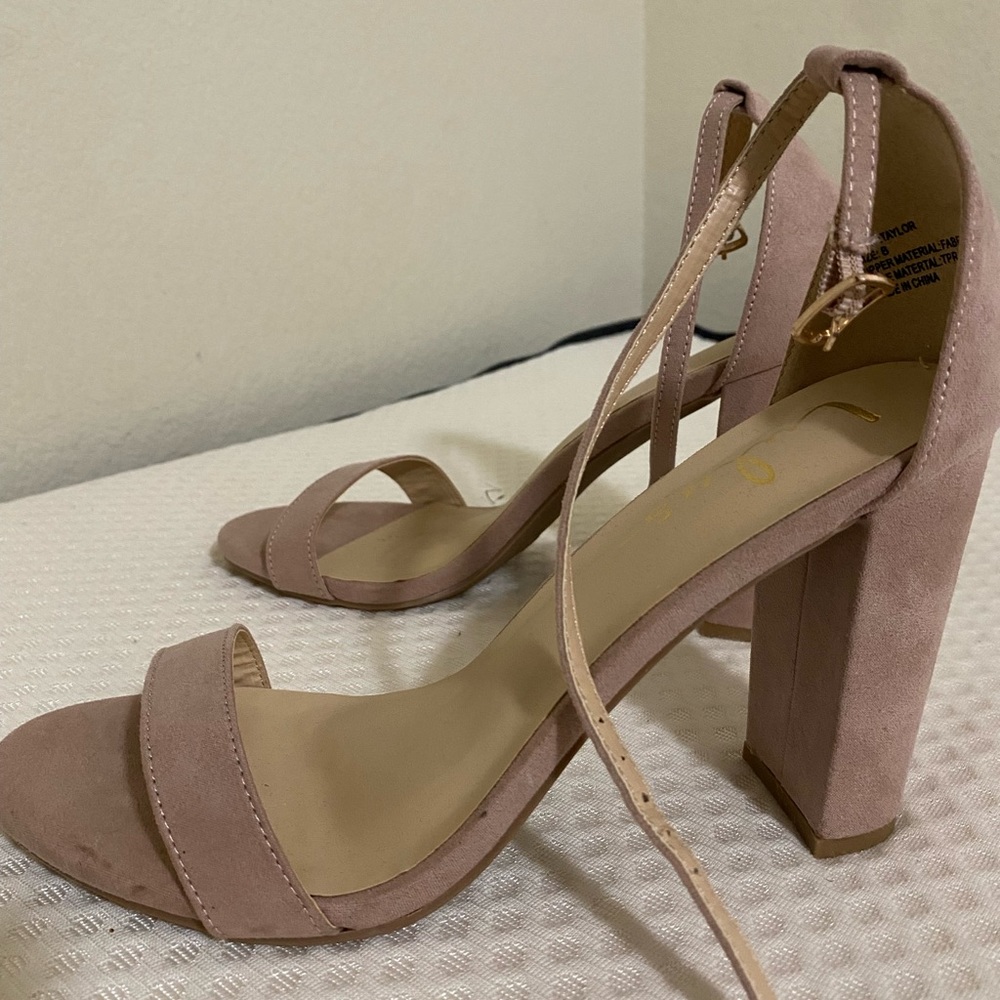 Women’s high heels